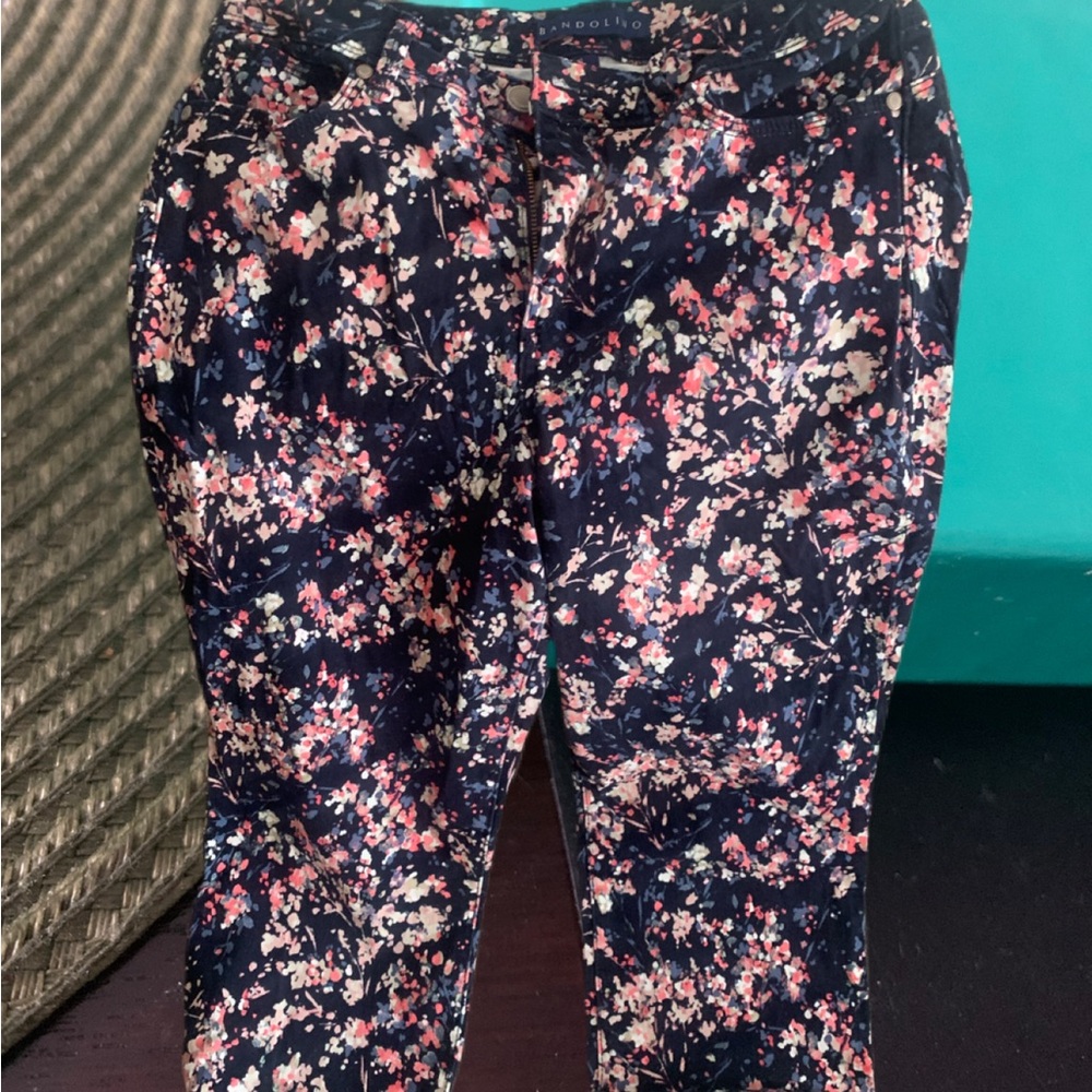 Pre Owned Women’s Juniors Bandolino Skimmer Capri Style Pants Floral Sz 10 - Picture 2 of 12